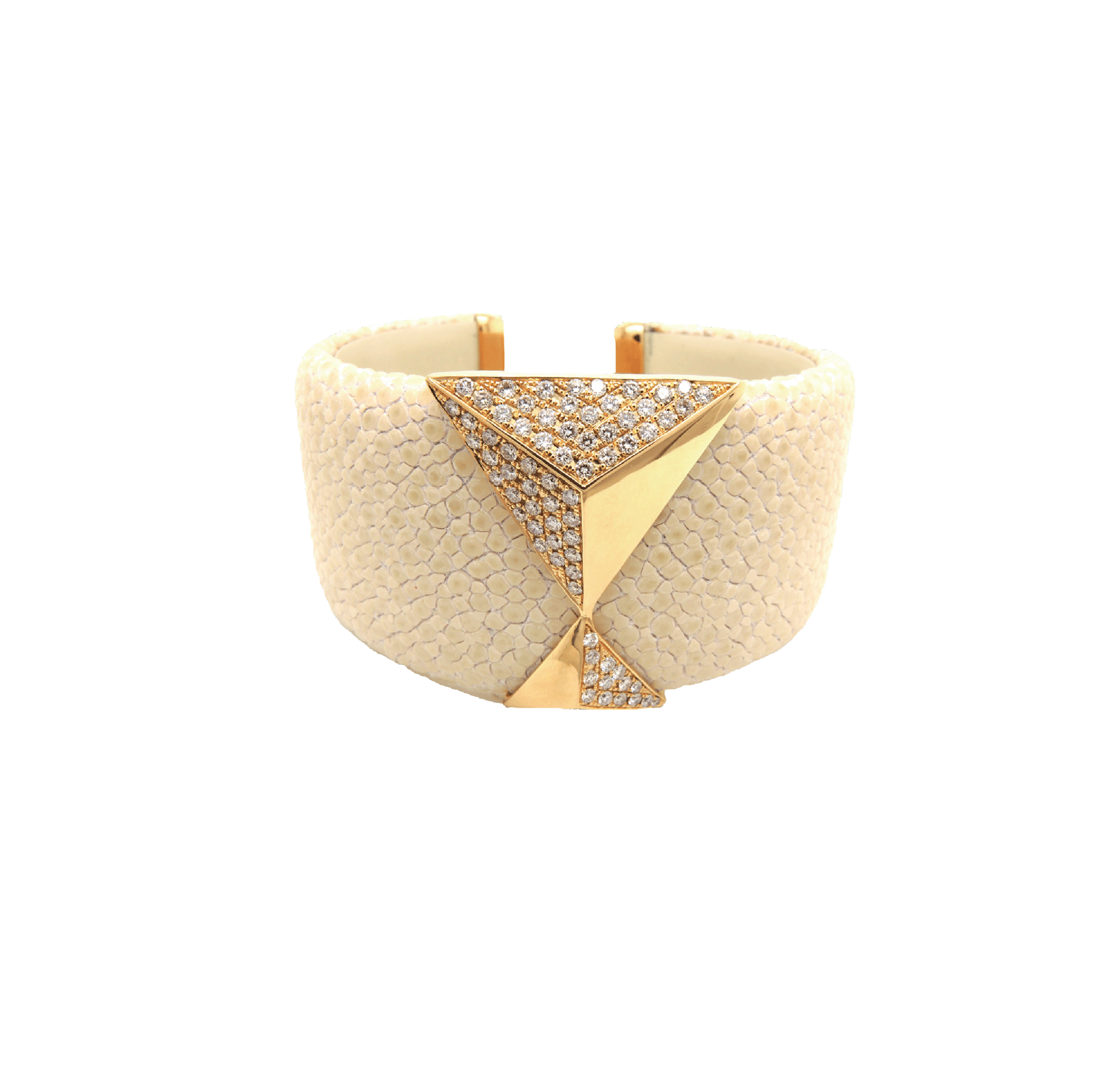 Pyramid Stingray Bangle